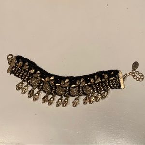 Zara skull crystals bracelet